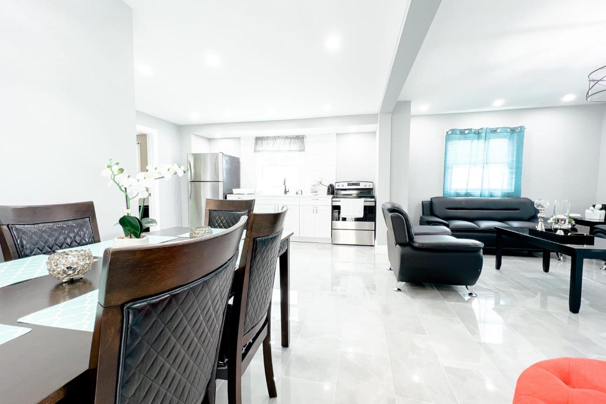 2 Homes, 1 Stay-7Br Niagara Falls Compound Esterno foto