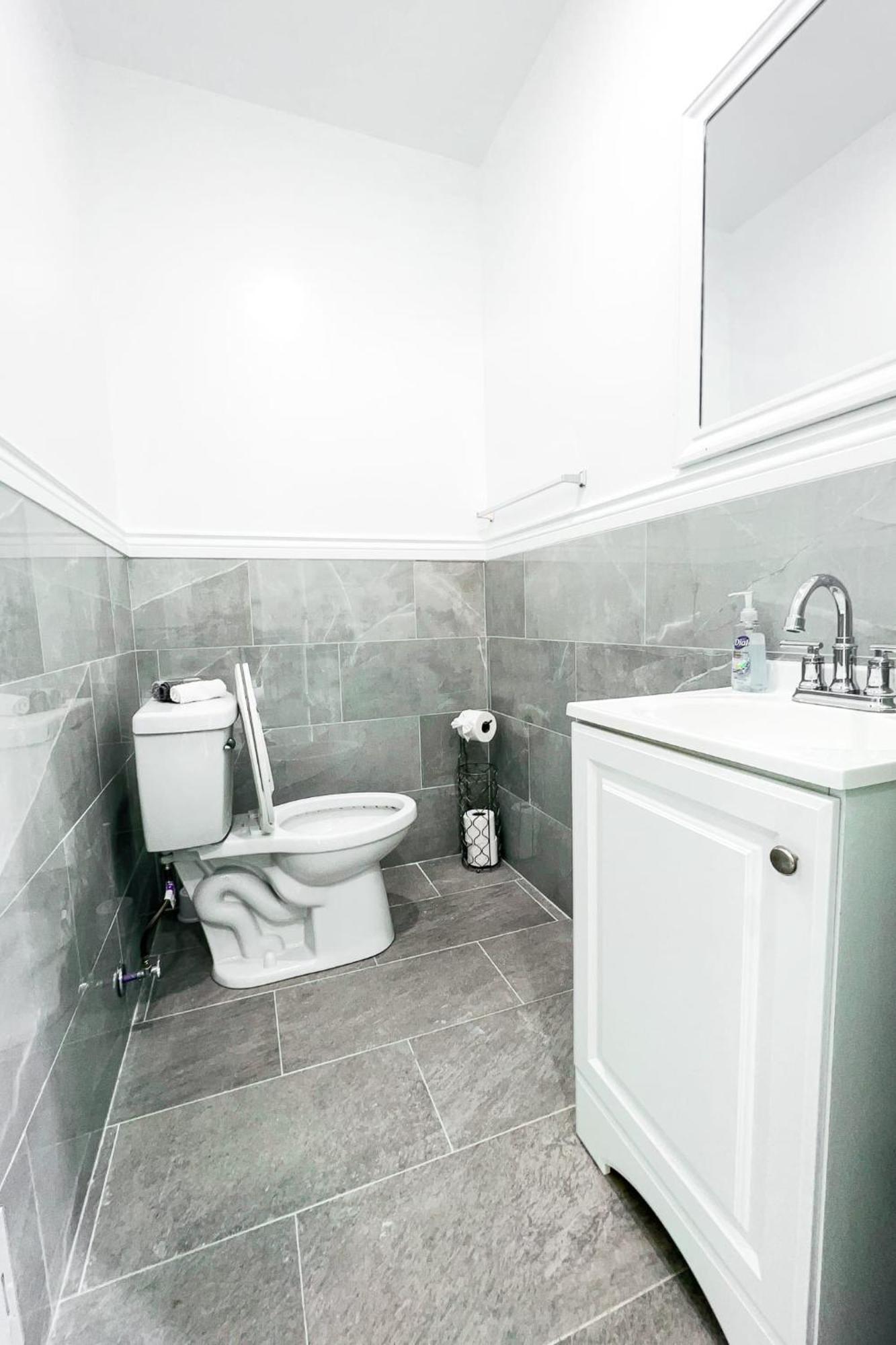 2 Homes, 1 Stay-7Br Niagara Falls Compound Esterno foto