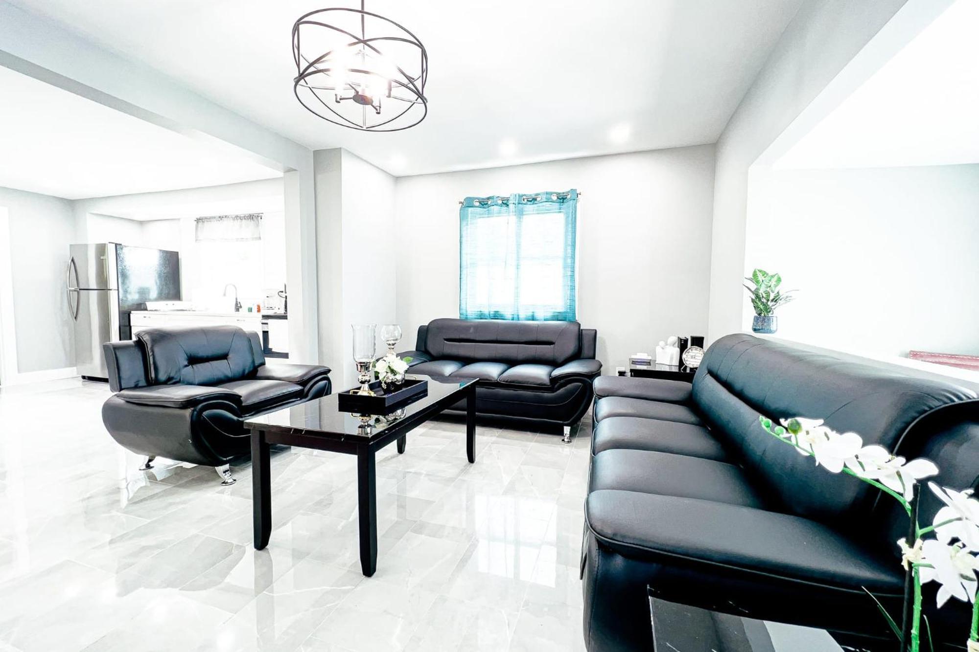 2 Homes, 1 Stay-7Br Niagara Falls Compound Esterno foto