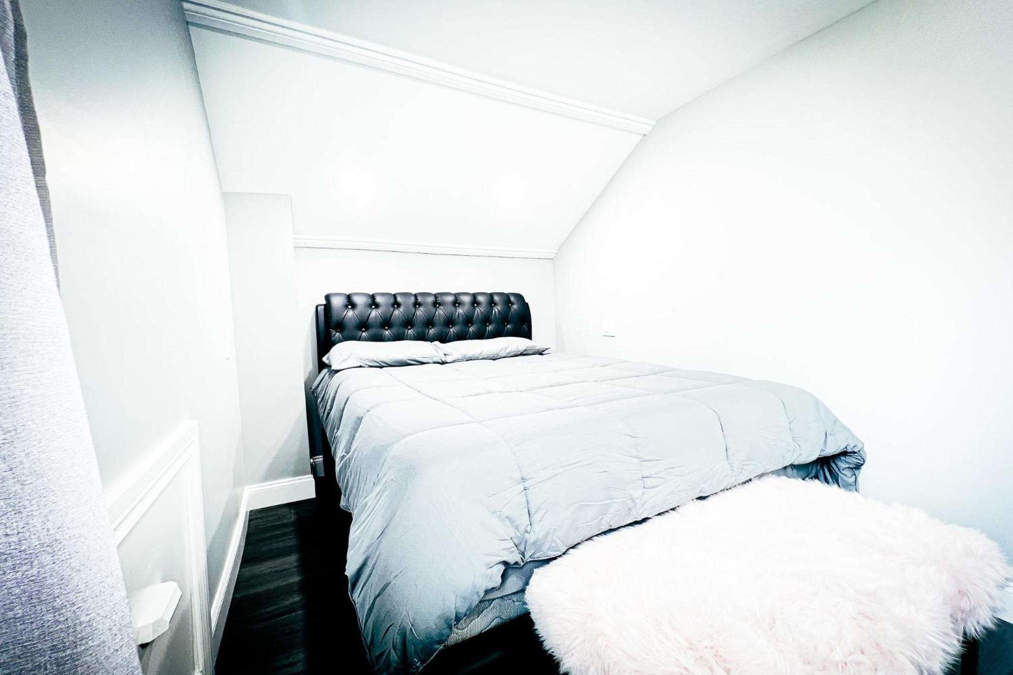 2 Homes, 1 Stay-7Br Niagara Falls Compound Esterno foto